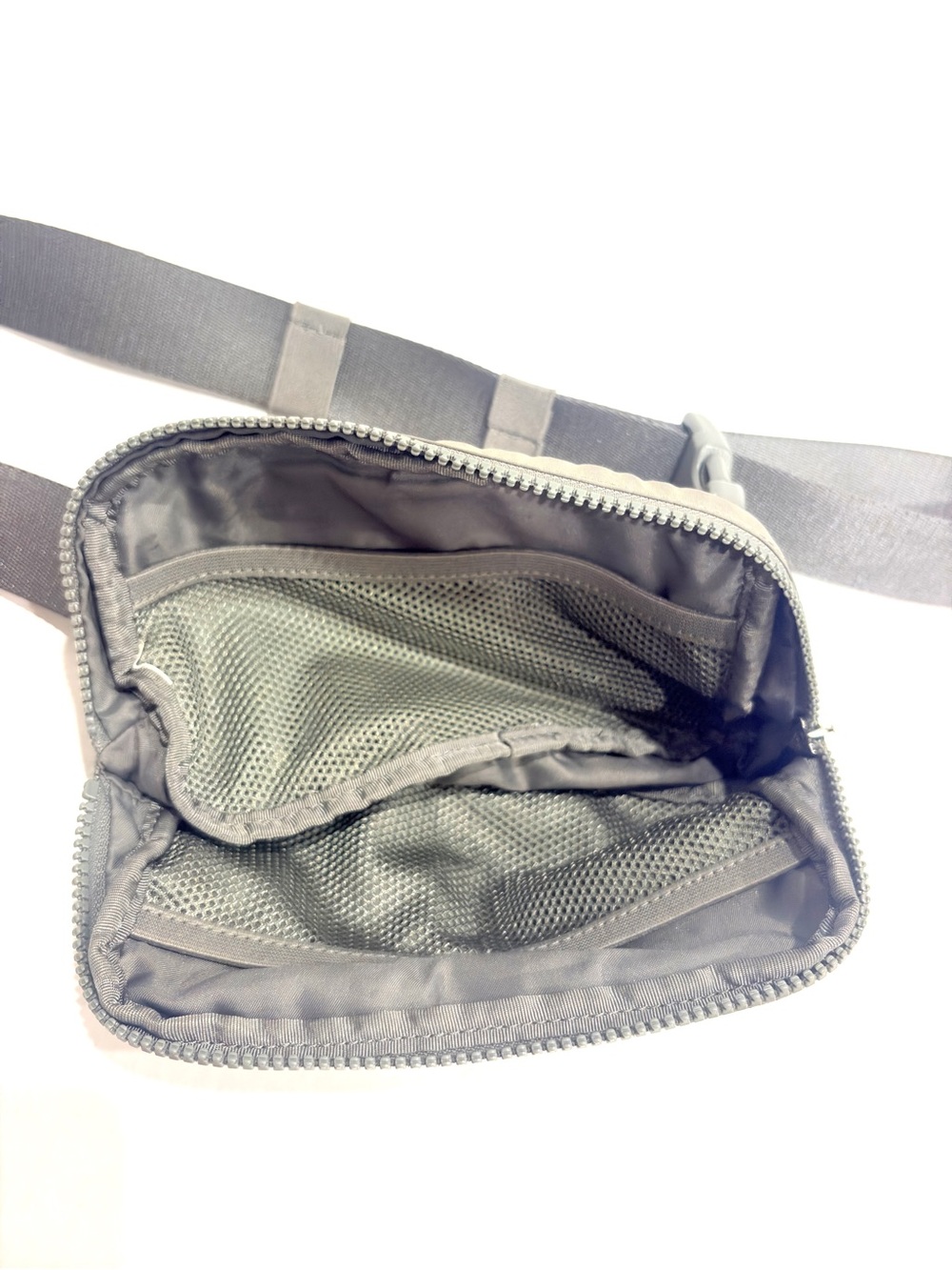 lululemon Everywhere belt bag Olive Green - Picture 9 of 9